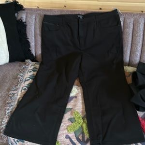 NWT Athleta Flex Kick Flare Jean